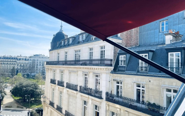 Chalgrin Boutique Hotel