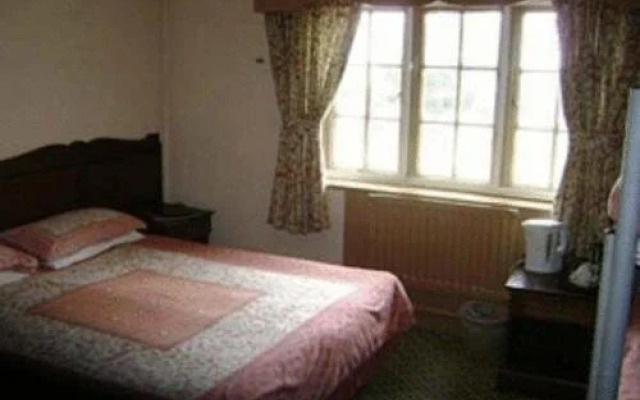 The Fox & Hounds Hotel