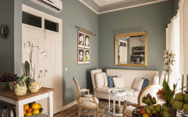 CASA AMORA Studio Apartments
