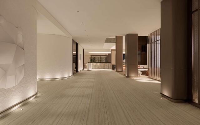 Vogue Hotel Montreal Downtown, Curio Collection by Hilton