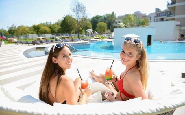 Aura Hotel - Adults Only