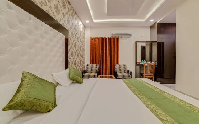 Treebo G K Residency Near Dehradun Railway Station