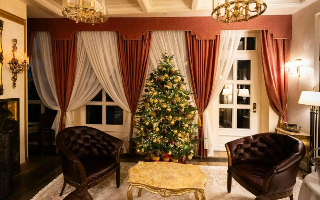 IMPERIAL Hotel & Restaurant - Image 2
