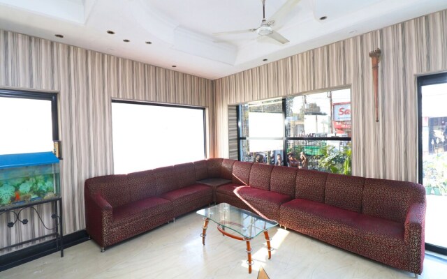 OYO 26602 Hotel Shubham