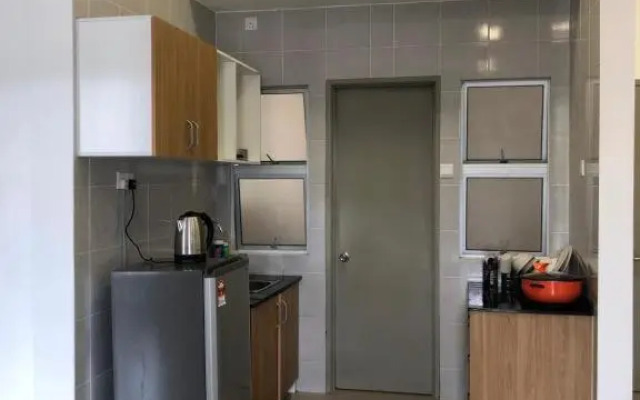 Barrington Square 1 Room Apt @ Pasar Malam