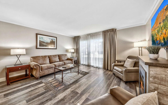 Forest Suites Resort at Heavenly Village