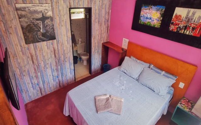 Farofa Loca Boutique Hostel