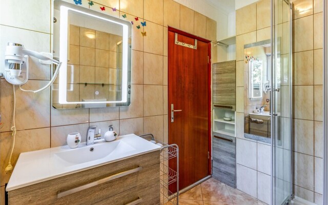 Amazing Home in Pula With Wifi and 3 Bedrooms