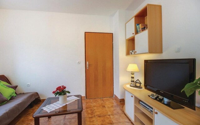 Awesome Home in Cres With Wifi and 1 Bedrooms