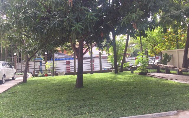 Studio Residence Sukhumvit 71