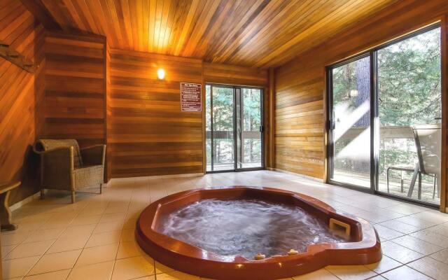 Whiski Jack Creekside