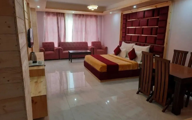 Hotel Royal Grand - Manali
