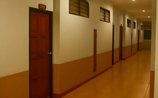 Chanthanee Hotel