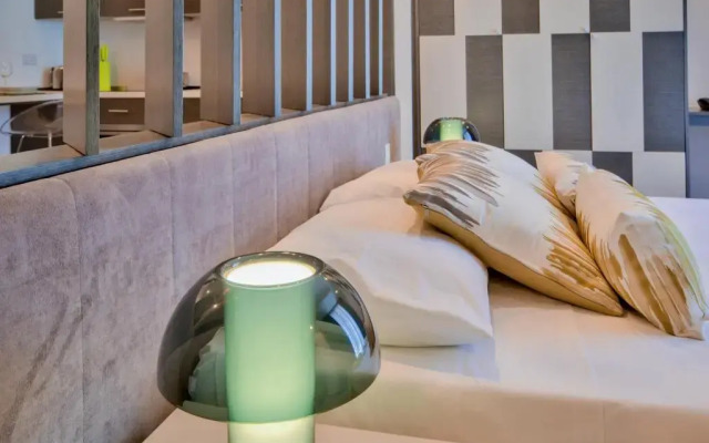 Jules Suites