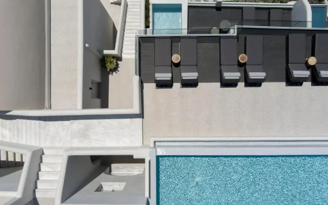 Hom Santorini