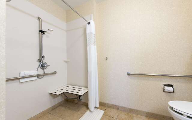Hampton Inn Detroit/Roseville