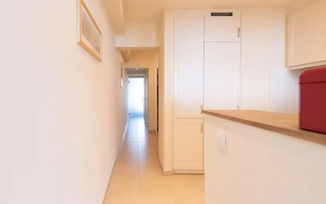 Apartment on the Dike in Ostend Center