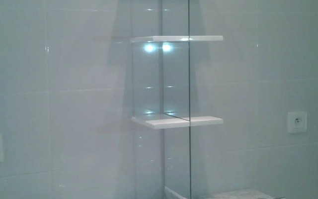 Home Médicis Les Petites Roches