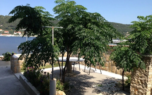 Coastal Home - 10 m From the sea - A2