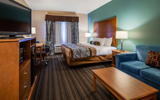 Best Western Plus Seminole Hotel & Suites