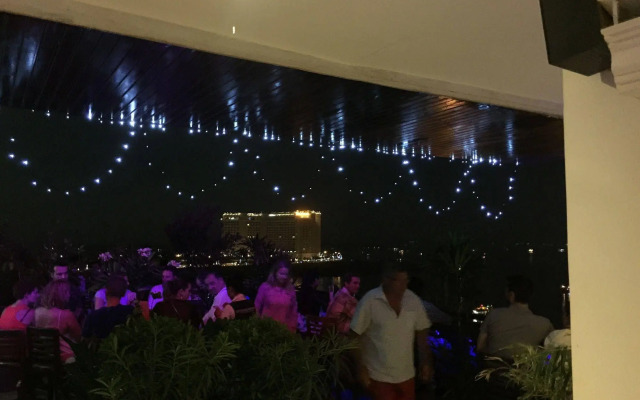 Le Grand Mekong Hotel