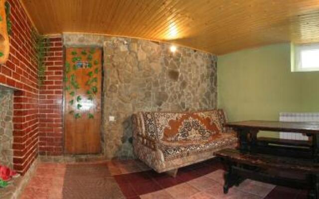 Sadyba Lesivykh