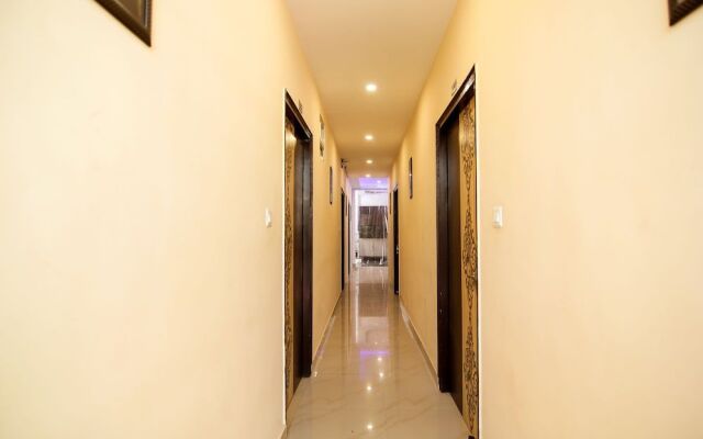 OYO 9321 Adityam inn