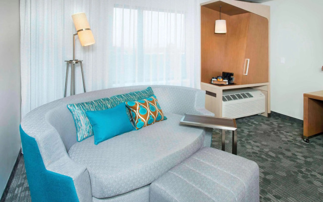 Courtyard by Marriott Redwood City