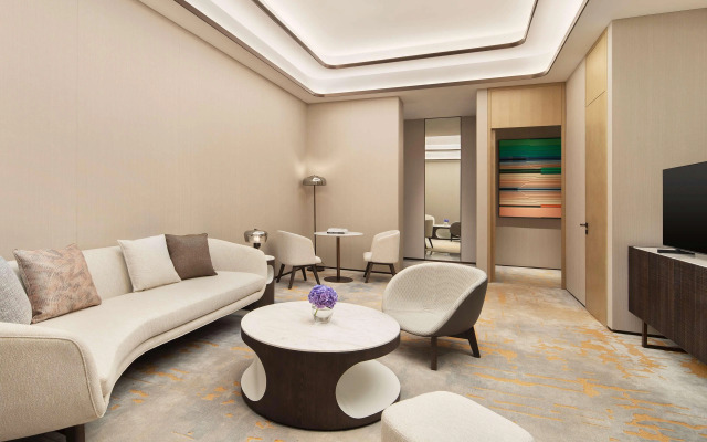 DoubleTree by Hilton Kunming Airport