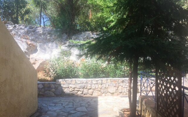 House With one Bedroom in Theologos, With Wonderful sea View and Enclo