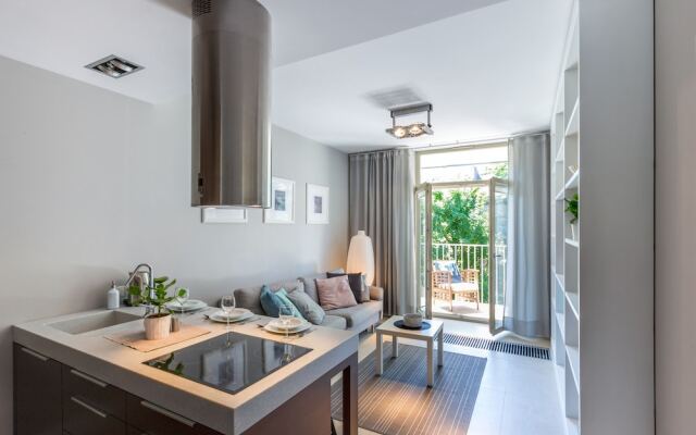 FriendHouse - Sobieski Residence