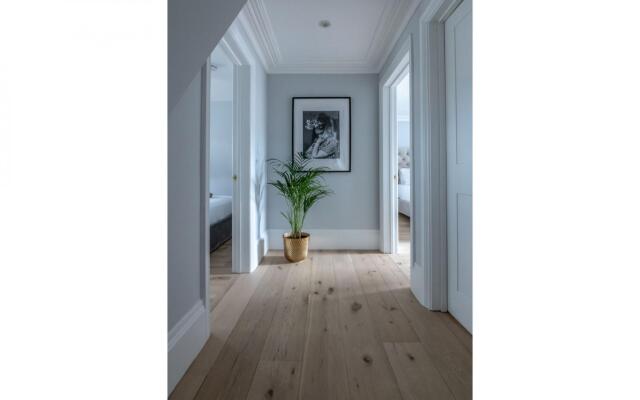 Royal Kensington Penthouse IX- 3 bed