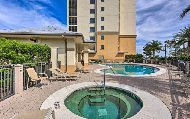 'the Beachcomber' Escape w/ Club Amenities!