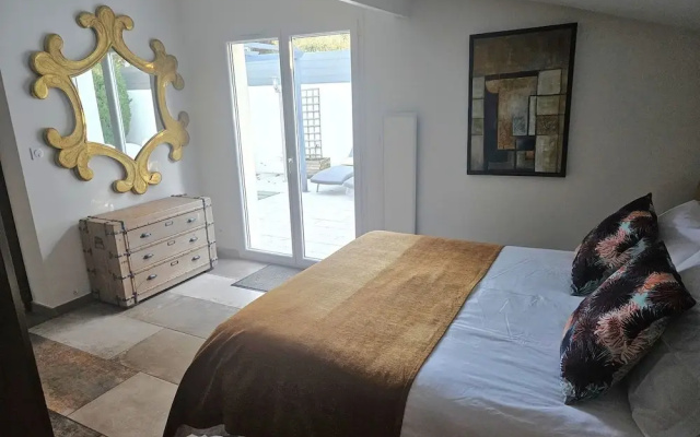 Casa Dina