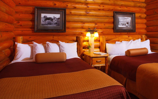 Elk Country Inn