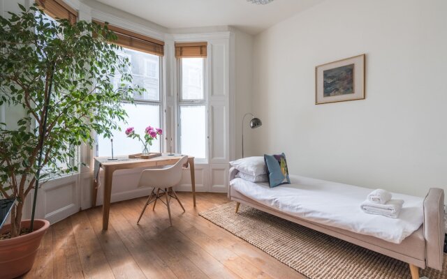 Charming Maida Vale Home by Little Venice