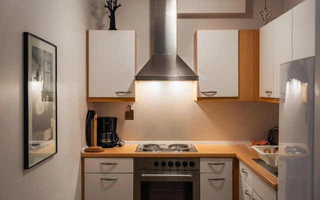 H100 Lovely 1-bedroom apartment on the main street