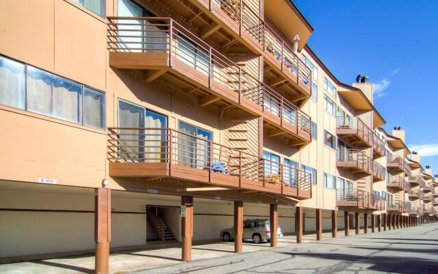 B-101 Buffalo Ridge 2 Bedroom Condo by RedAwning