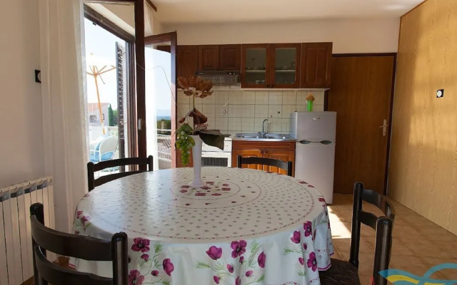 Nice Apartment With Terrace & Grill
