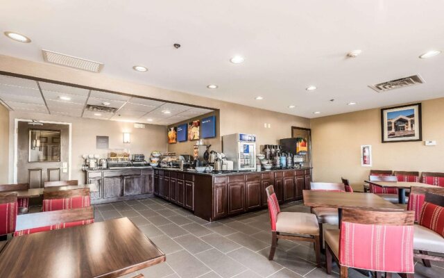 Comfort Inn & Suites Columbus East
