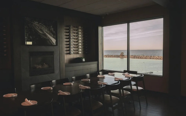 Ramada Jordan/Beacon Harbourside Resort