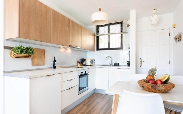 Home2Book Beautiful View Of The Bay & Wifi