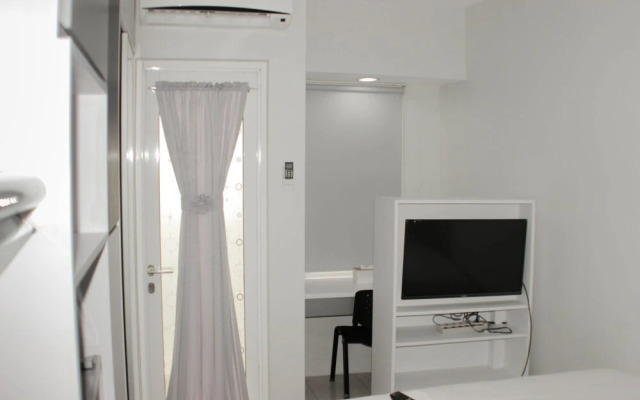 Best Choice Studio Room At Springlake Summarecon Bekasi Apartment