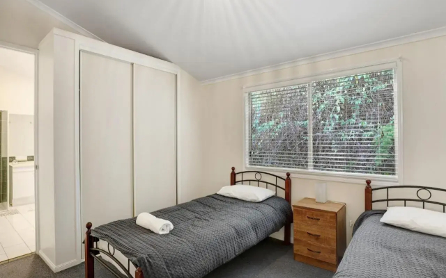 Amaroo House