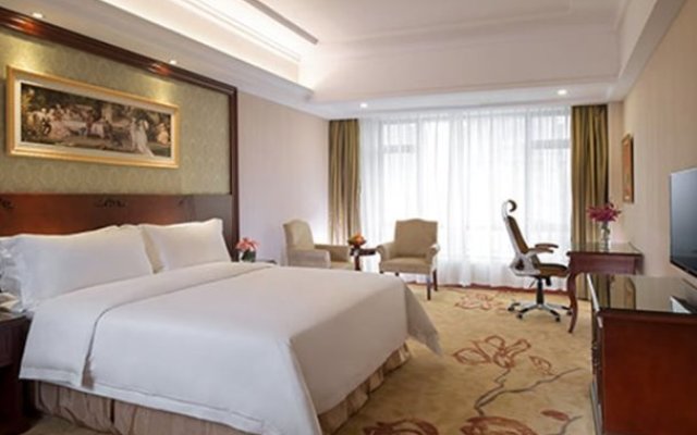 Vienna Hotel Foshan Huangqi