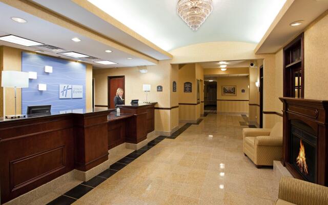 Holiday Inn Express Hotel & Suites Cleveland - Richfield, an IHG Hotel