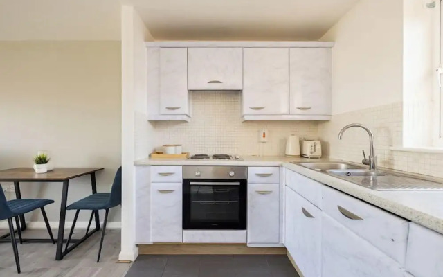 2 Bedrooms Apartment in Wembley