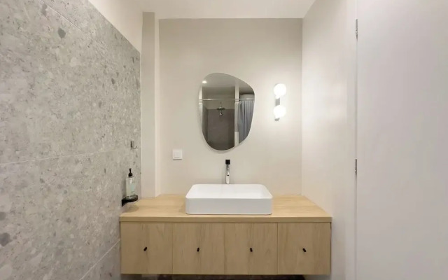 Amber Studios & Suites by halu
