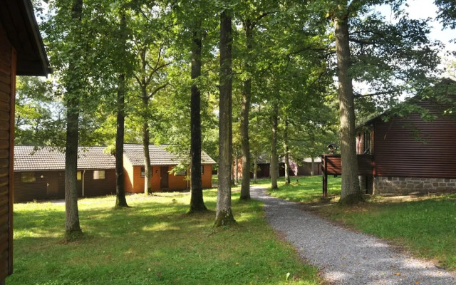 Cozy, Wooden Chalet With Deck, Near Durbuy