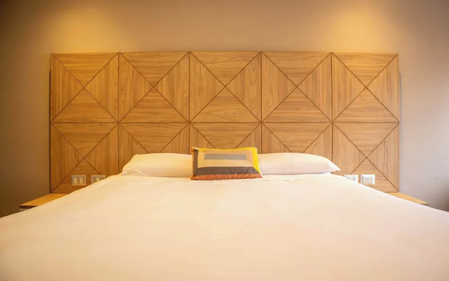 Sophisticated 1BR Stay in Prime Miraflores